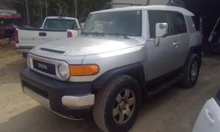 سكراب كروزر FJ في الكويت FJ Cruiser spare parts خدمة توصيل 24 ساعة