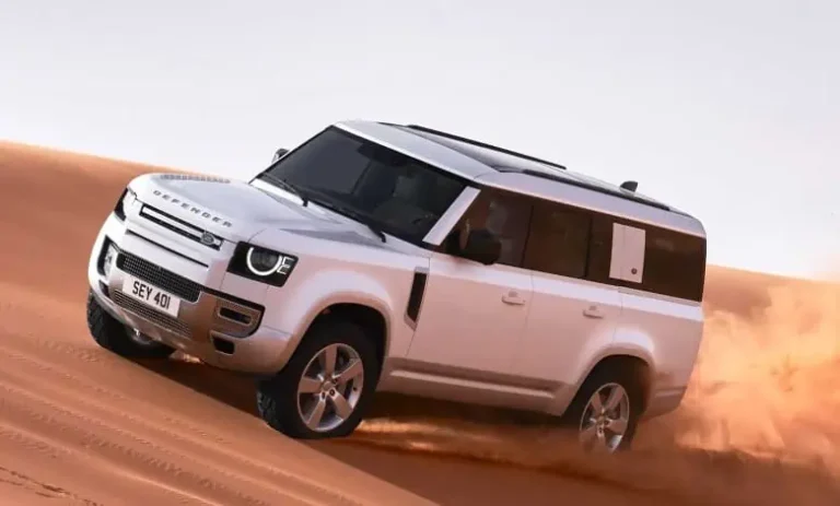 قطع غيار ديفندر في الكويت سكراب ديفندر Dodge Defender Parts