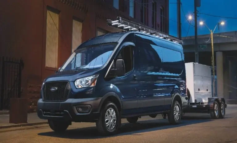 قطع غيار ترانزيت فان في الكويت سكراب ترانزيت فان Ford Transit Van Parts